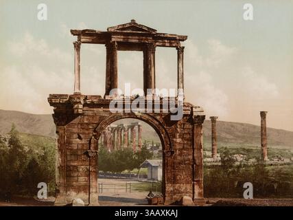 Photochrom de l'Arc d'Hadrien avec Temple de Zeus Olympien (Jupiter), Athènes, Grèce. Banque D'Images