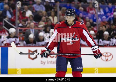 7 avril 2018 - Washington, district de Columbia, États-Unis - John Carlson, défenseur des capitales de Washington (crédit image : © Alex Edelman via ZUMA Wire) Banque D'Images