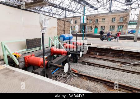 Le tampon hydraulique s'arrête à la gare de Carlisle Banque D'Images