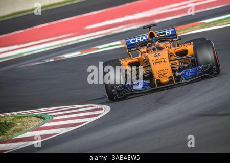8 mars 2018 - Barcelone, Catalogne, Espagne - STOFFEL VANDOORNE (bel) pilote sa McLaren MCL33 au cours de la septième journée des essais de formule 1 sur le circuit de Catalunya (crédit image : © Matthias Oesterle via ZUMA Wire) Banque D'Images