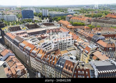 Vue de la tour de l'église notre-Dame au quartier général de la police et le nouveau développement du Karree, Dresde, Saxe, Allemagne, Europe Banque D'Images