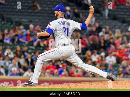11 avril 2018 : le lanceur de secours des Texas Rangers Chris Martin #31 lors d'un match MLB entre les Angels de Los Angeles et les Texas Rangers au Globe Life Park à Arlington, Texas Los Angeles a battu Texas 7-2 Albert Pena/CSM. (Image de crédit : &copy ; Albert Pena/CSM via ZUMA Wire) Banque D'Images