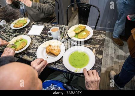 Harringtons Eel, Pie & Mash shop à Tooting le dernier jour. Banque D'Images