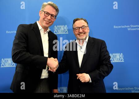 Markus Blume Wissenschaft -Kunstminister Anton Biebl Interimsleiter der Staatsgemaeldesammlungen Muenchen 02.04.2025 Alte Pinakothek der moderne PK Massnahmepaket fuer Bayerns Kunstmuseen und Sammlungen - Muenchen *** Markus Blume Science Ministre de l'Art Anton Biebl Directeur intérimaire des collections du Musée d'Etat Munich 02 04 2025 Alte Pinakothek der Moderne PK ensemble de Munich Banque D'Images