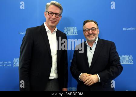 Markus Blume Wissenschaft -Kunstminister Anton Biebl Interimsleiter der Staatsgemaeldesammlungen Muenchen 02.04.2025 Alte Pinakothek der moderne PK Massnahmepaket fuer Bayerns Kunstmuseen und Sammlungen - Muenchen *** Markus Blume Science Ministre de l'Art Anton Biebl Directeur intérimaire des collections du Musée d'Etat Munich 02 04 2025 Alte Pinakothek der Moderne PK ensemble de Munich Banque D'Images