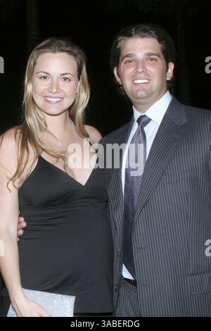 15 mars 2018 - DOSSIER - Vanessa, épouse de Donald Trump Jr., demande le divorce après 12 ans de mariage. PHOTO : PALM BEACH, FL - 2007 : Donald Trump et Melania Knauss au Mar-A-Lago Club en 2007 à Palm Beach, Floride....personnes : Donald Trump Jr., Vanessa Haydon Trump (crédit image : © SMG via ZUMA Wire) Banque D'Images