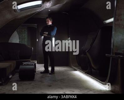 DATE DE SORTIE : 17 novembre 2017 TITRE : Justice League STUDIO : DC Entertainment DIRECTOR : Zack Snyder INTRIGUE : alimenté par sa foi restaurée en l'humanité et inspiré par l'acte désintéressé de Superman, Bruce Wayne demande l'aide de sa nouvelle alliée, Diana Prince, pour faire face à un ennemi encore plus grand. EN VEDETTE : Ben Affleck, Gal Gadot, Jason Momoa. (Crédit image : © DC Entertainment/Entertainment Pictures/ZUMAPRESS.com) Banque D'Images