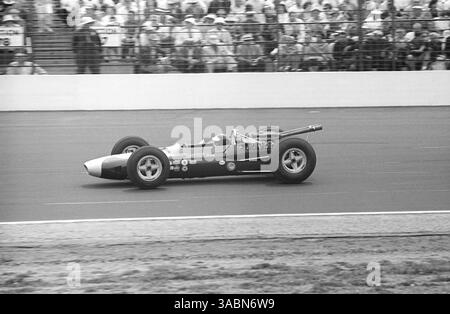 Jim Clark (GBR) Lotus Ford...Indianapolis 500, Indianapolis, États-Unis. ..30 mai 1964. (Crédit image : ©Sutton Motorsports/ZUMA Press) Banque D'Images