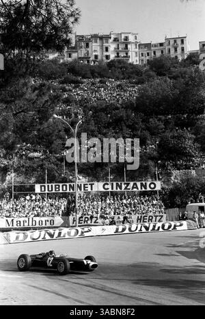 Jackie Stewart (GBR) BRM P261 remporte sa deuxième victoire en GP lors de sa onzième course...Grand Prix de Monaco, Monte Carlo, 22 mai 1966. (Crédit image : ©Sutton Motorsports/ZUMA Press) Banque D'Images