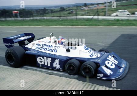 Patrick Depailler(FRA) Tyrrell P34, 4ème place. GP d'Afrique du Sud, Kyalami, 5 mars 1977 (crédit image : ©Sutton Motorsports/ZUMA Press) Banque D'Images