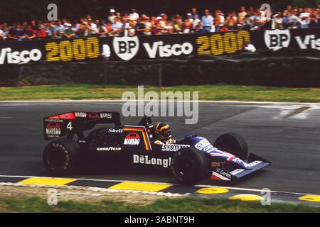 Stefan Bellof (GER) Tyrrell 012 termine la course en onzième position, bien que Tyrrell soit disqualifié de tous les résultats de la saison 1984... Grand Prix de Grande-Bretagne, Rd 10, Brands Hatch, Angleterre, 22 juillet 1984. (Crédit image : ©Sutton Motorsports/ZUMA Press) Banque D'Images
