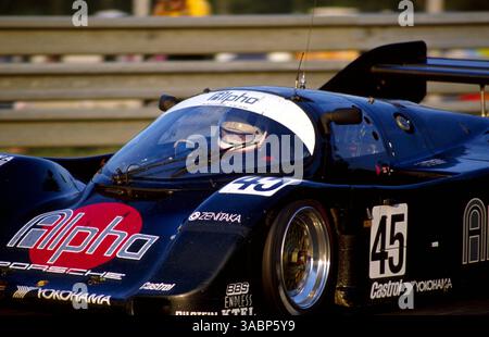 TIFF Needell (GBR) / David Sears (GBR) / Anthony Reid (GBR) Alpha Racing Team Porsche 962C a terminé à la 3ème place..les 24 heures du Mans, le Mans, France, 16-17 juin 1990. (Crédit image : ©Sutton Motorsports/ZUMA Press) Banque D'Images