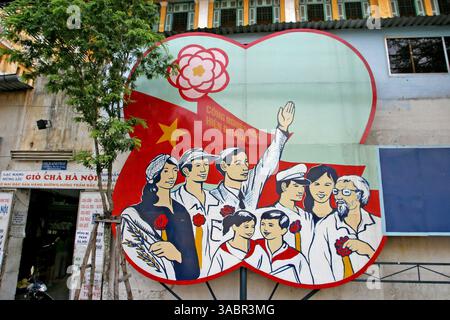 23 décembre 2004 - Ho Chi Minh-ville, Vietnam - panneaux de propagande gouvernementale dans la rue dans le centre de Saigon, Vietnam 23 décembre 2004. (Crédit image : © Zoriah/ZUMA Press) Banque D'Images