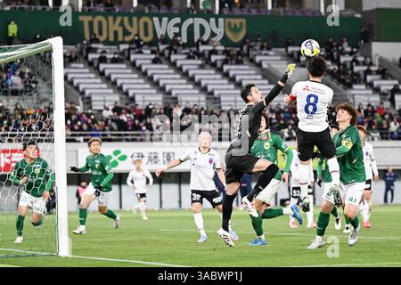 Stade Ajinomoto, Tokyo, Japon. 2 avril 2025. Matheus (Verdy), 2 AVRIL 2025 - Football/Football : match de Ligue J1 2025 entre Tokyo Verdy 2-2 FC Tokyo au stade Ajinomoto, Tokyo, Japon. Crédit : MATSUO. K/AFLO SPORT/Alamy Live News Banque D'Images