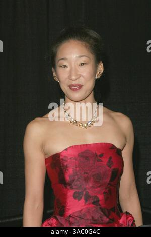 08 janv. 2005 ; Palm Springs, CA, États-Unis ; L'actrice SANDRA OH au 16e Festival annuel du film de Palm Springs, qui s'est tenu au Plam Spring Convention Center. Banque D'Images