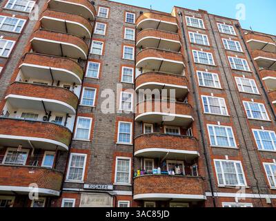 Tour bloc de conseil et appartements privés à Camden, Londres, Royaume-Uni Banque D'Images