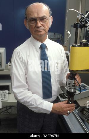 05 août 1999 - Los Angeles, Californie, États-Unis - Beecher dans un laboratoire. (Crédit image : © ZUMA Archive/ZUMA Press) RESTRICTIONS : FICHIER : date exacte et lieu inconnu Banque D'Images