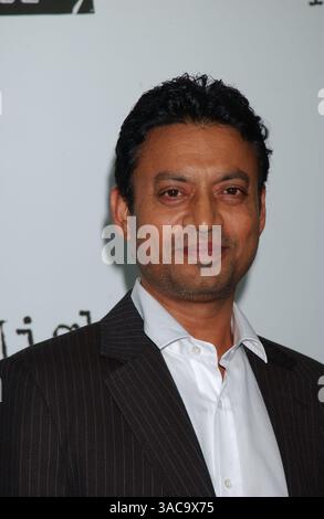 13 juin 2007. New York City . L'acteur Irrfan Khan assiste à la première New-yorkaise de 'A Mighty Heart' au Ziegfeld Theatre . Dans le film Angelina jolie joue Mariane Pearl, épouse du journaliste Daniel Pearl du Wall Street Journal. Brad Pitt est le producteur du film. (Crédit image : © Sharkpixs/ZUMA Press) Banque D'Images