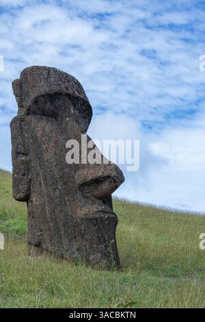 Chili, île de Pâques, alias Rapa Nui. Rano Raraku, alias la carrière. Site classé au patrimoine mondial de l'UNESCO. Banque D'Images