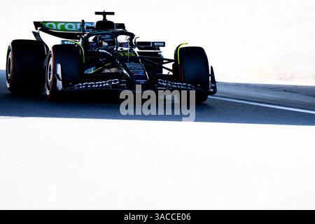 Suzuka, Japon. 04th Apr, 2025. Balade en lance (CAN) d'Aston Martin #18 lors du Grand Prix du Japon Lenovo 2025 de formule 1 vendredi sur le circuit international de Suzuka, Suzuka, Japon le 4 avril 2025 photo Antoine Lapeyre/ABACAPRESS. COM Credit : Abaca Press/Alamy Live News Banque D'Images