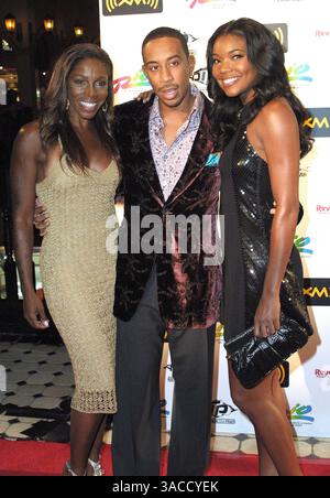 07 septembre 2007 ; Las Vegas, Nevada, États-Unis ; L'actrice AJ JOHNSON, l'auteur-compositeur CHRIS 'LUDACRIS' BRIDGES et l'actrice GABRIELLE UNION lors de la célébration du 30e anniversaire de Ludacris qui s'est tenue au Café Martorano au Rio Hotel and Casino, Las Vegas. Banque D'Images
