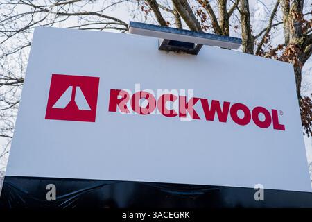 Hedehusene, Danemark. 22 février 2025. La multinationale danoise de produits en laine minérale Rockwool International, dont le siège social est à Hedehusene. Banque D'Images