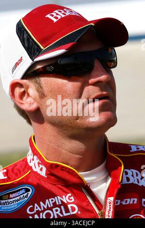 22 mars 2008 - Pepsi 300 présenté par Kroger Nashville Superspeedway, Lebanon, TN. Clint Bowyer lors des qualifications pour le Pepsi 300 au Superspeedway de Nashville. (ASP photo/Russell LaBounty)(crédit image : © PHOTOGRAPHER/Cal Sport Media) Banque D'Images