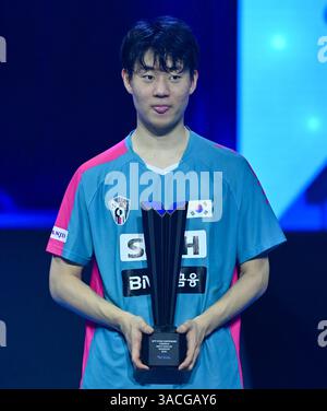 Chennai, Inde. 30 mars 2025. OH Jun-sung, 18 ans, a triomphé du concurrent français Thibault Poret dans un match en simple masculin de sept matchs Banque D'Images