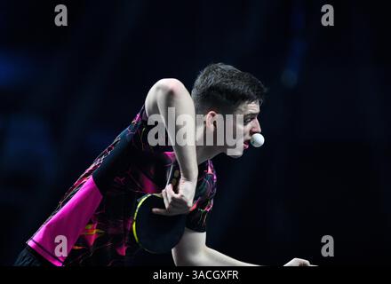 Chennai, Inde. 30 mars 2025. OH Jun-sung, 18 ans, a triomphé du concurrent français Thibault Poret dans un match en simple masculin de sept matchs Banque D'Images