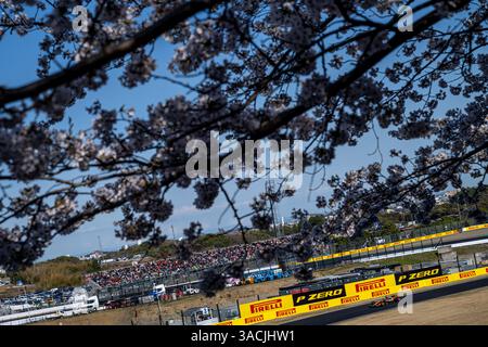 SUZUKA INTERNATIONAL RACING COURSE, JAPON - 04 AVRIL : Oscar Piastri, McLaren F1 MCL39 d'Australie pendant le Grand Prix du Japon au Suzuka International Racing course le vendredi 04 avril 2025 à Suzuka, Japon (photo de Michael Potts/Agence BSR) crédit : Agence BSR/Alamy Live News Banque D'Images