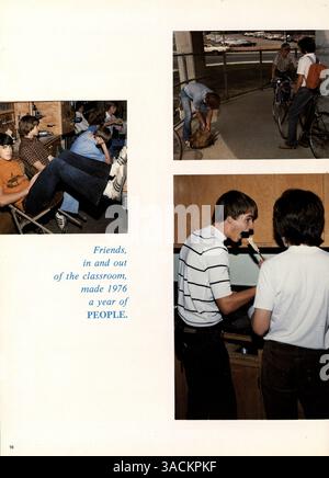 L'annuaire Whigrean 1976 de l'Edina East High School relate l'année scolaire 1975-1976/09, documentant les réalisations des étudiants, l'implication des professeurs, les clubs, l'athlétisme, et des événements scolaires. Banque D'Images