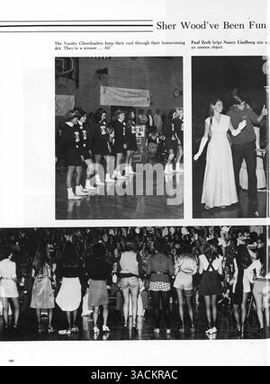 Cette édition de l'annuaire Whigrean 1976 documente les élèves, les enseignants, les clubs, l'athlétisme et les événements de l'année scolaire 1975-1976 à Edina East High. Banque D'Images