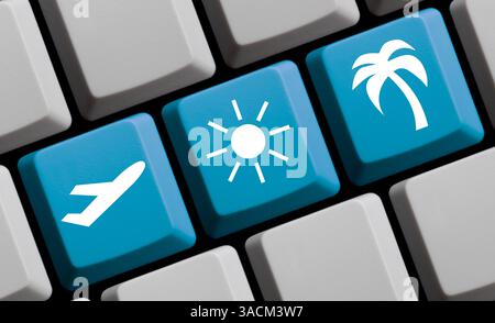 Symboles sur le clavier bleu de l'ordinateur : recherchez et réservez un vol vers le soleil Banque D'Images