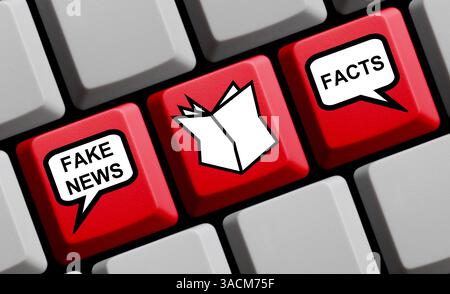 Clavier d'ordinateur avec journal montre de fausses nouvelles ou des faits dans des bulles de discours Banque D'Images