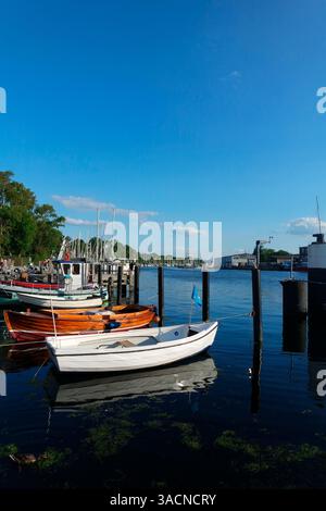 Neustadt in Holstein, bateaux dans le port Banque D'Images