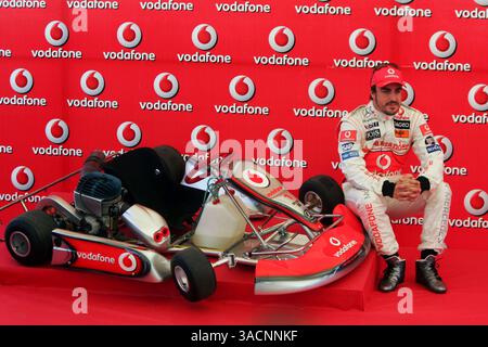 Fernando Alonso (ESP) McLaren à un événement de Karting Vodafone...Championnat du monde de formule 1, Rd 12, Grand Prix de Turquie, préparatifs, Istanbul Park, Turquie, jeudi 23 août 2007. (Crédit image : ©Sutton Motorsports/ZUMA Press) RESTRICTIONS : UK Rights OUT ! Banque D'Images