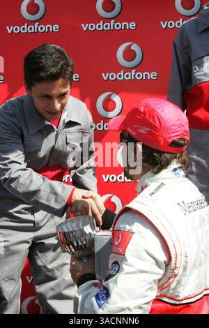 Fernando Alonso (ESP) McLaren à un événement de Karting Vodafone...Championnat du monde de formule 1, Rd 12, Grand Prix de Turquie, préparatifs, Istanbul Park, Turquie, jeudi 23 août 2007. (Crédit image : ©Sutton Motorsports/ZUMA Press) RESTRICTIONS : UK Rights OUT ! Banque D'Images