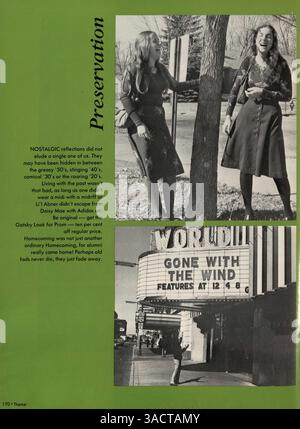 L’Echowan Yearbook 1975 du lycée Louis Park saisit les moments clés de l’année académique 1974-1975, documentant les élèves, les enseignants, les clubs scolaires, l’athlétisme, et des événements scolaires importants. Banque D'Images