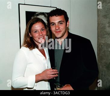 16 juillet 2000 ; Los Angeles, CA, États-Unis ; acteur FRED SAVAGE et date @ la victoire sur la violence Galerie réception.. (Crédit image : Jonathan Alcorn/ZUMAPRESS.com) Banque D'Images