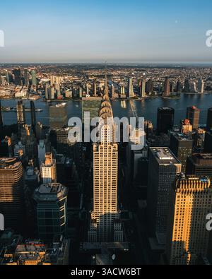 New York City, vue d'ensemble de SUMMIT One Vanderbilt, Chrysler Building, Manhattan, États-Unis Banque D'Images