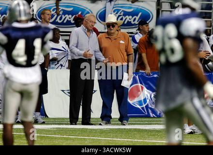 Jerry Jones, propriétaire des Dallas Cowboys (crédit image : San Antonio Express-News/ZUMAPRESS.com) Banque D'Images