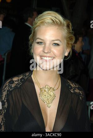 20 mai 2005 ; New York, NY, États-Unis ; KIRSTEN STORMS arrive à la 32e édition annuelle des Daytime Emmy Awards qui a eu lieu au Radio City Music Hall. (Crédit image : Dan Herrick/ZUMAPRESS.com) Banque D'Images