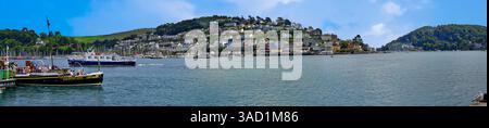 Grande-Bretagne, Devon, Kingswear vu de Dartmouth à travers la rivière Dart Banque D'Images