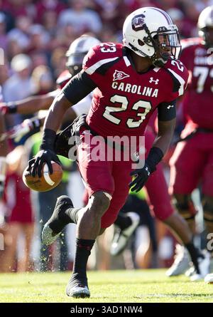 12 novembre 2011 - Columbia, Caroline du Sud, U. S - South Carolina Gamecocks wide receiver Bruce Ellington (23 ans) jouant quarterback pendant le match de football Florida Gators vs South Carolina Gamecocks. La Caroline du Sud bat la Floride 17 à 12. (Crédit image : © Tony Brown/Southcreek/ZUMAPRESS.com) Banque D'Images