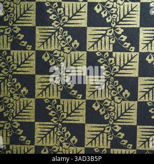 Motifs japonais traditionnels - thème botanique noir et or Banque D'Images