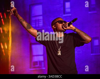 03 septembre 2011 - New York, New York, États-Unis - le rappeur NAS se produit en concert pendant Rock the Bells 2011 à New York, New York. La plupart des set list de 'Illmatic.'.(Credit image : © Byron Smith/ZUMAPRESS.com) Banque D'Images