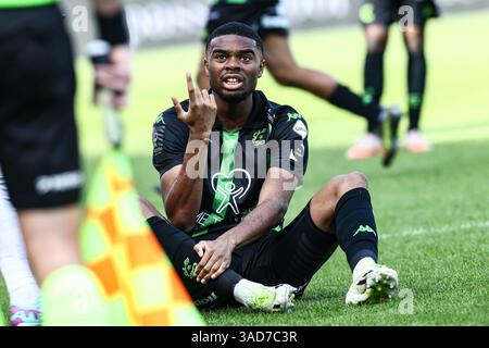 Bruges, Belgique. 05th Apr, 2025. Steve Ngoura du cercle réagit lors d'un match de football entre cercle Brugge et Beerschot va, samedi 05 avril 2025 à Bruges, le jour 2 (sur 6) des Play-offs de relégation de la première division 'Jupiler Pro League' 2024-2025 du championnat belge. BELGA PHOTO BRUNO FAHY crédit : Belga News Agency/Alamy Live News Banque D'Images