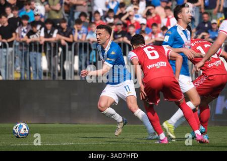 Brescia, Italie. 05th Apr, 2025. Gabriele Moncini du Brescia Calcio FC lors du match de championnat italien de football de Serie B entre le Brescia Calcio FC et Mantova 1911 au stade Mario Rigamonti le 5 avril 2025, Brixia, Italie. Crédit : Agence photo indépendante/Alamy Live News Banque D'Images