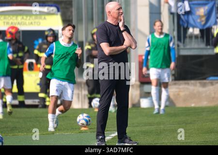 Brescia, Italie. 05th Apr, 2025. Rolando Maran entraîneur-chef du Brescia Calcio FC lors du match de championnat italien de football Serie B entre le Brescia Calcio FC et Mantova 1911 au stade Mario Rigamonti le 5 avril 2025, Brixia, Italie. Crédit : Agence photo indépendante/Alamy Live News Banque D'Images