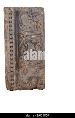 Fragment d'un jambage de porte finement sculpté. 13e siècle, Bhubaneshwar. Banque D'Images